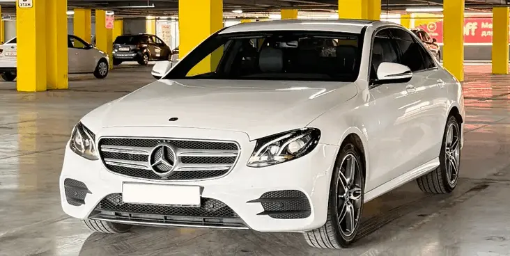 Mercedes Benz E200 в аренду